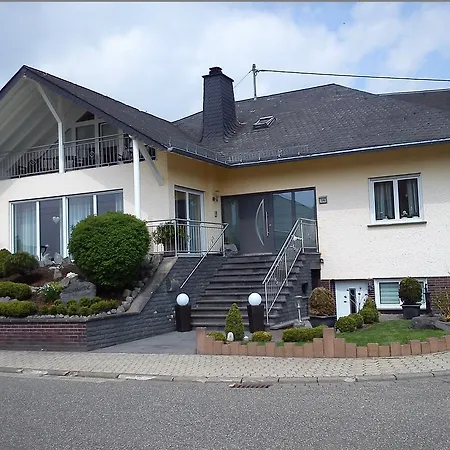 Schmitz 홈스테이